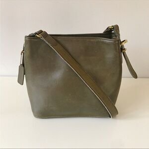 Vintage olive green coach purse